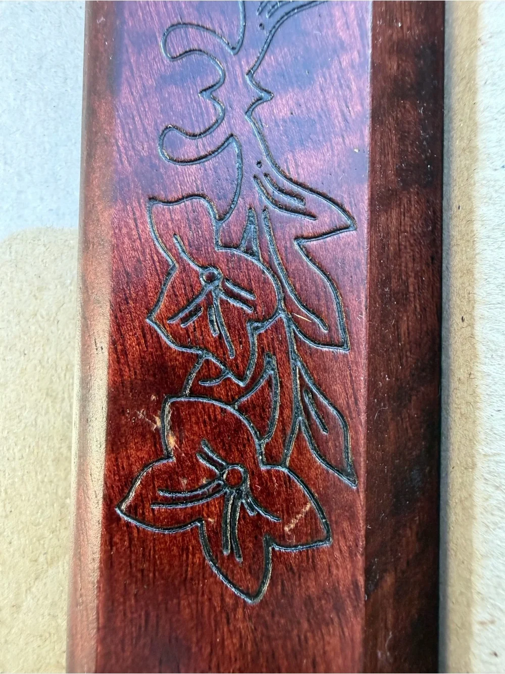 NWT Mahogany Floral Carved Eco-Elements 5x7 Picture Frame Renewable Resources